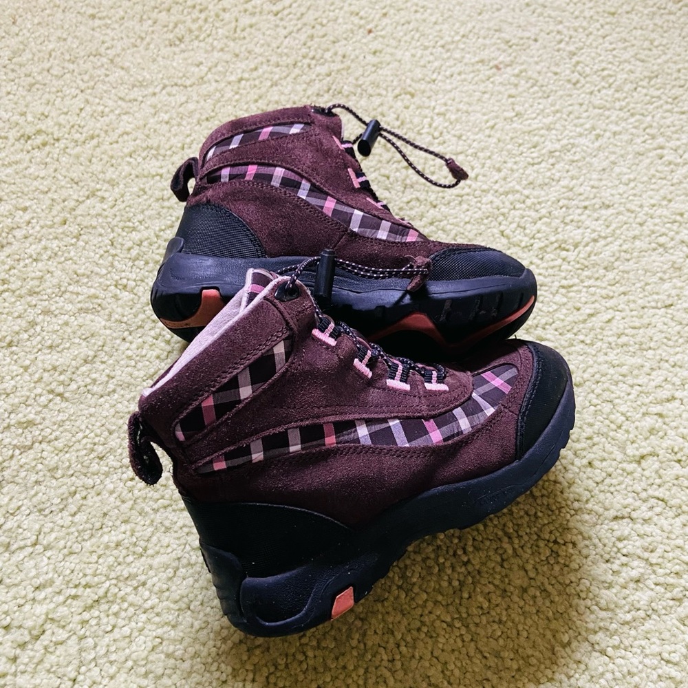 Lands' End Girls Burgundy and Pink Plaid Winter Boots